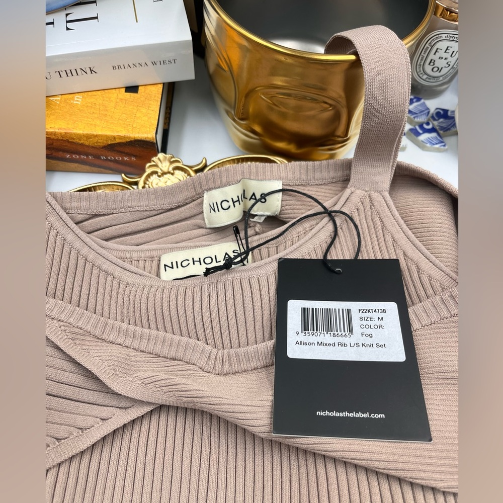 🆕 NICHOLAS 🧿 NWT Allison layered ribbed-knit top in Mushroom - SIZE M - Picture 9 of 12